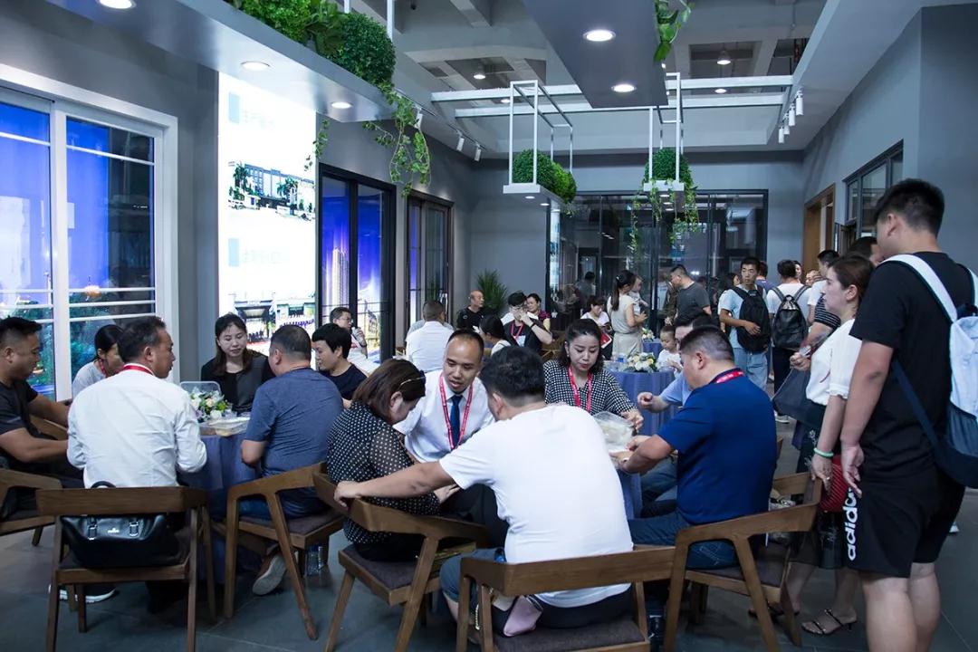超凡国际门窗广州建博会
